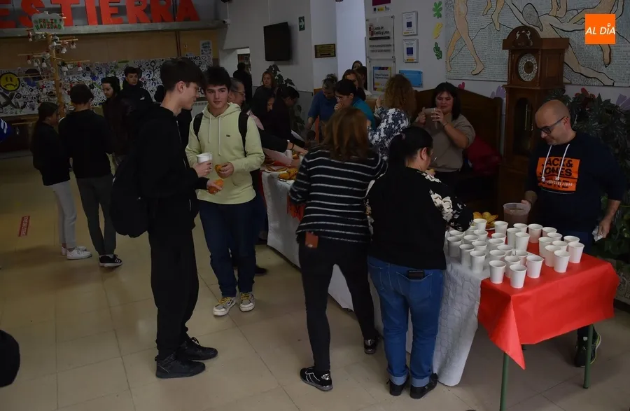 Foto 4 - La AMPA del IES Tierra invita a una chocolatada a toda la comunidad educativa del centro