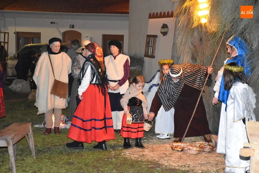 Foto 4 - El Barrio Nuevo inaugura con varias novedades la ronda de belenes vivientes de Mir&oacute;briga