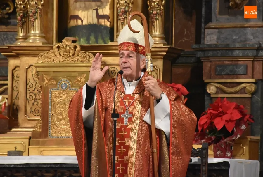 Foto 9 - Los sacerdotes de la Di&oacute;cesis mantienen un encuentro con motivo de la Navidad