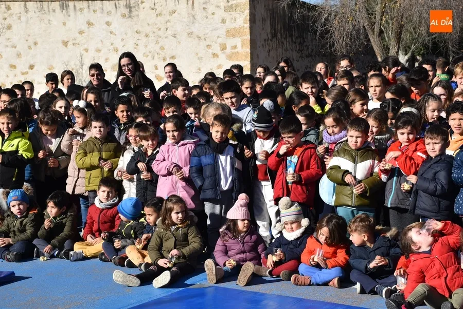 Foto 6 - El Colegio Mir&oacute;briga toma las 12 palomitas