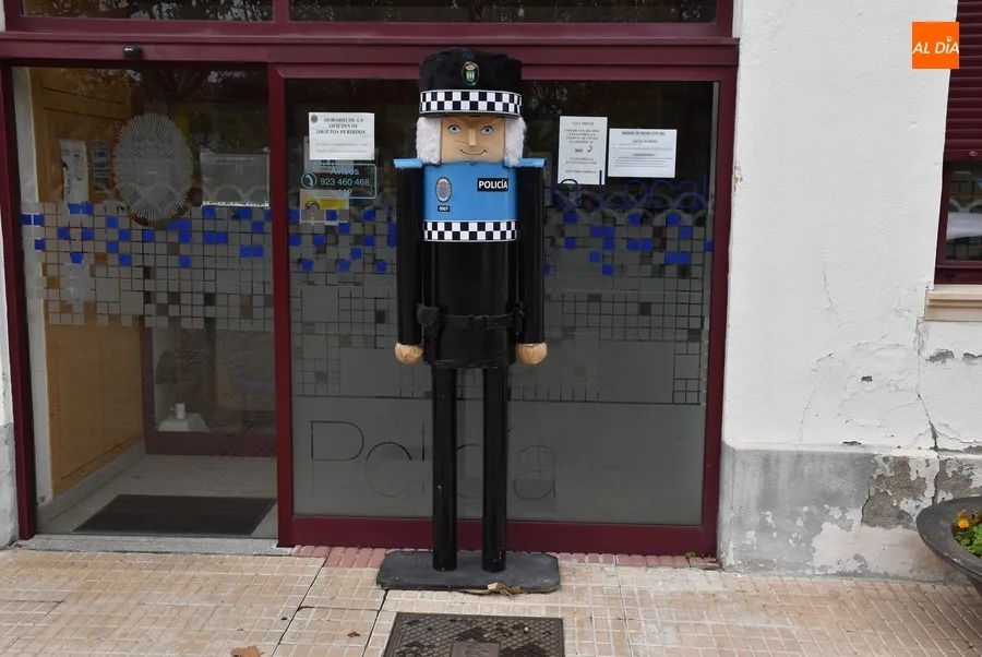 Foto 2 - 1Foto: Otro agente m&aacute;s para la guardia navide&ntilde;a