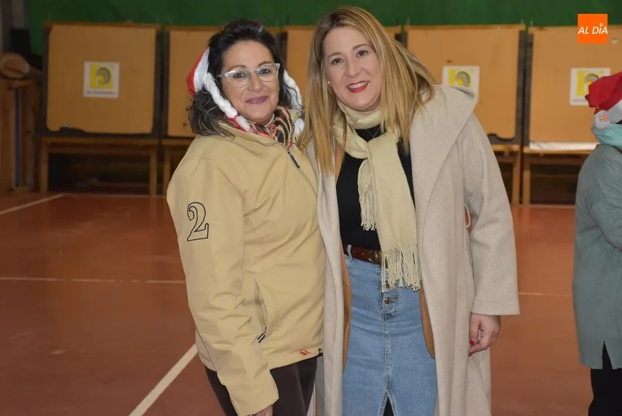 Foto 6 - Amanecer da el pistoletazo a la Navidad con su tradicional fiesta