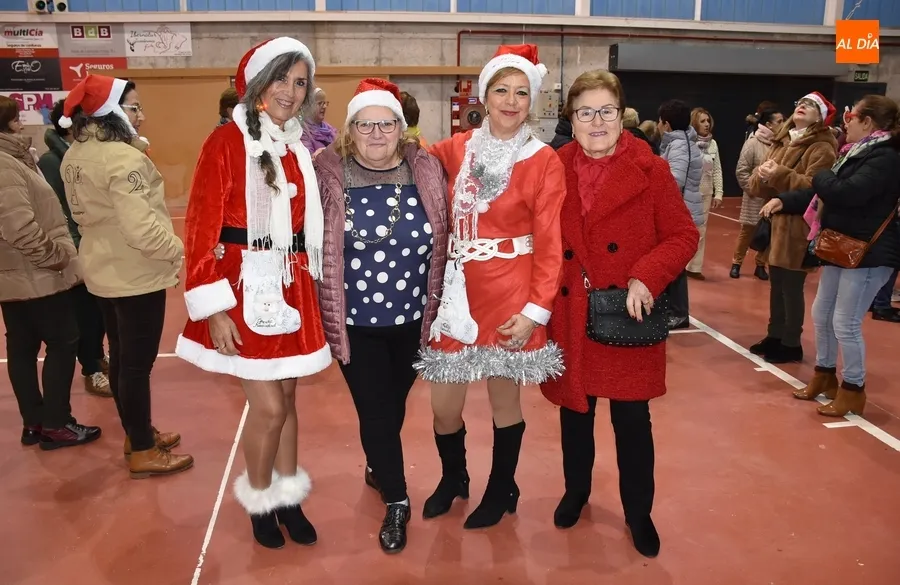 Foto 8 - Amanecer da el pistoletazo a la Navidad con su tradicional fiesta