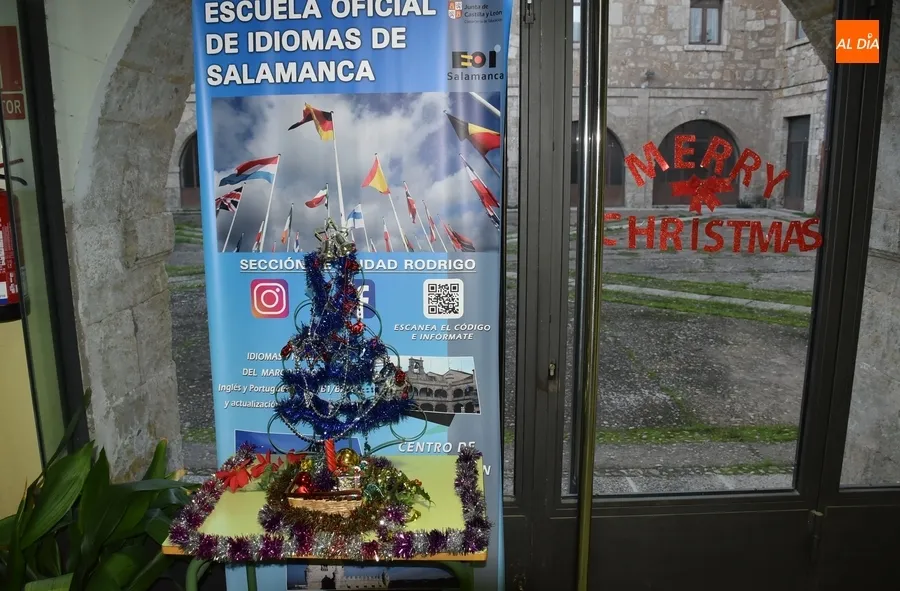 Foto 5 - La Escuela de Idiomas festeja la llegada de la Navidad