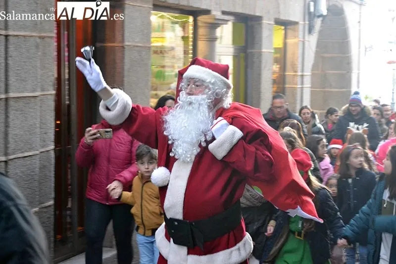Foto 11 - Pap&aacute; Noel visita la ciudad de B&eacute;jar