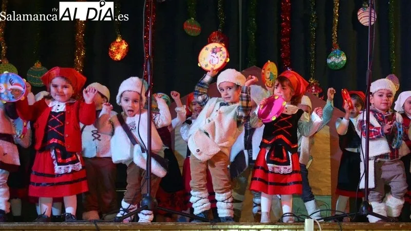 Foto 5 - Los alumnos del colegio Liminares protagonizan un entretenido Festival de Navidad