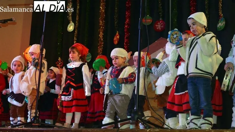Foto 3 - Los alumnos del colegio Liminares protagonizan un entretenido Festival de Navidad