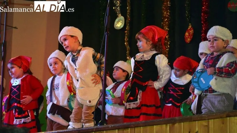 Foto 2 - Los alumnos del colegio Liminares protagonizan un entretenido Festival de Navidad