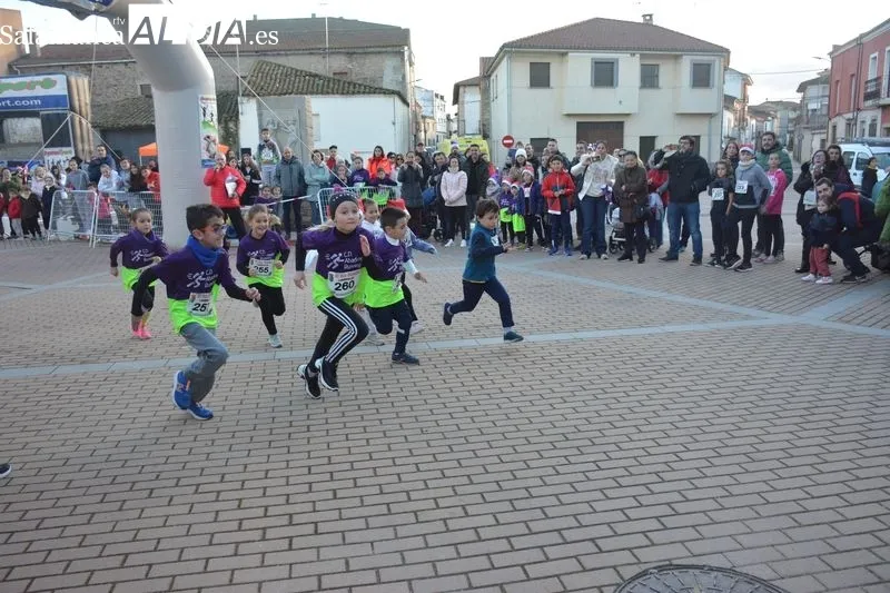 Foto 7 - Doscientos atletas de todas las edades participan en la IX San Silvestre de Lumbrales