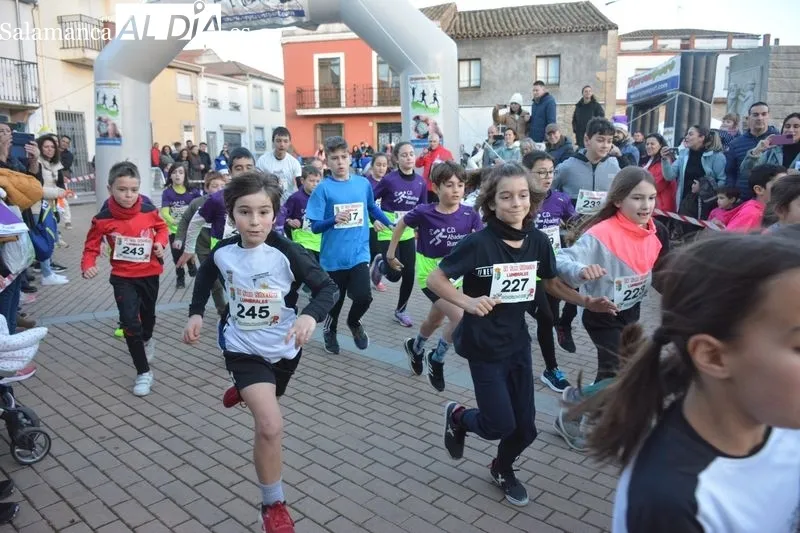 Foto 5 - Doscientos atletas de todas las edades participan en la IX San Silvestre de Lumbrales