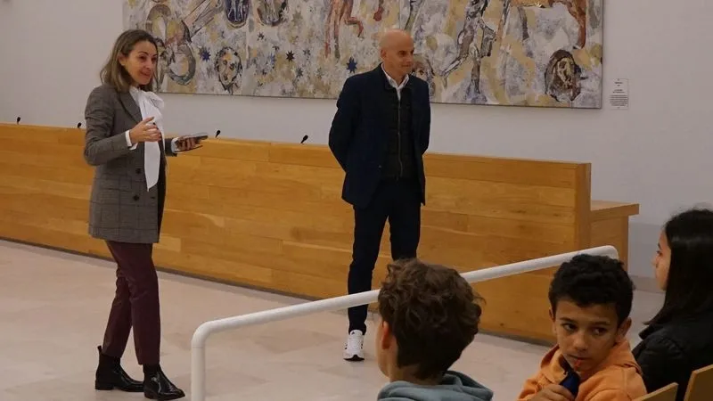 Visita al Ayuntamiento de Santa Marta de los alumnos del Carmen Martín Gaite.