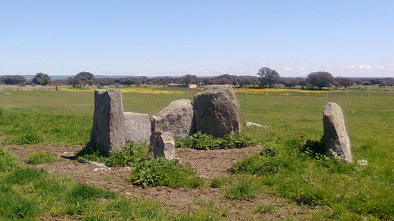 El dolmen de Zafrón será señalizado en la CL-517 y en la zona del propio dolmen