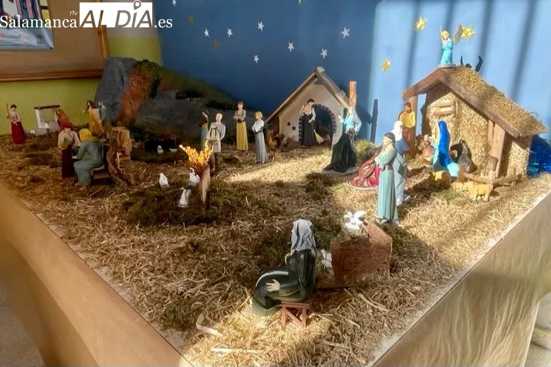 El colegio Miguel de Unamuno muestra un belen personalizado creado con impresoras 3D