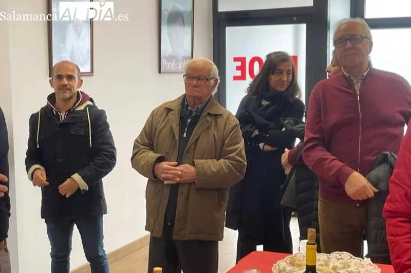 La sede del PSOE de Peñaranda acogía un homenaje a ex alcaldes socialistas de la comarca