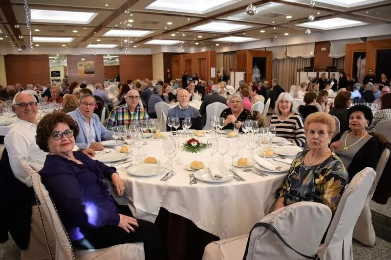 Comida de Navidad de la Asociación de Alumnos y ex alumnos de la Universidad de la Experiencia USAL
