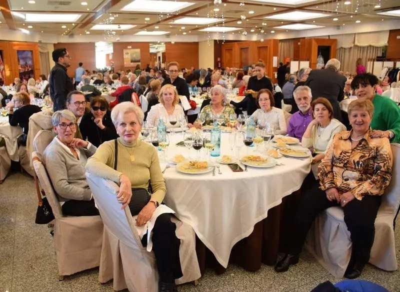 Comida de Navidad de la Asociación de Alumnos y ex alumnos de la Universidad de la Experiencia USAL