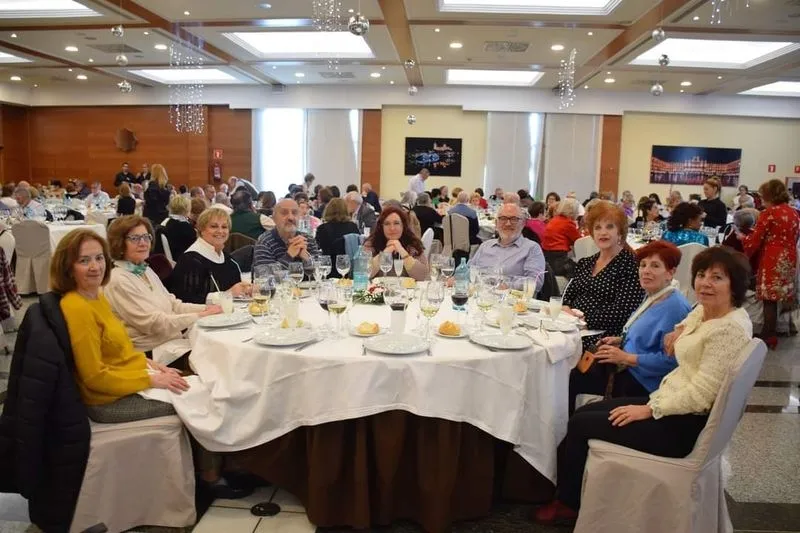 Comida de Navidad de la Asociación de Alumnos y ex alumnos de la Universidad de la Experiencia USAL