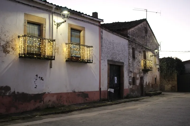 Foto 6 - Yecla de Yeltes se viste de Navidad