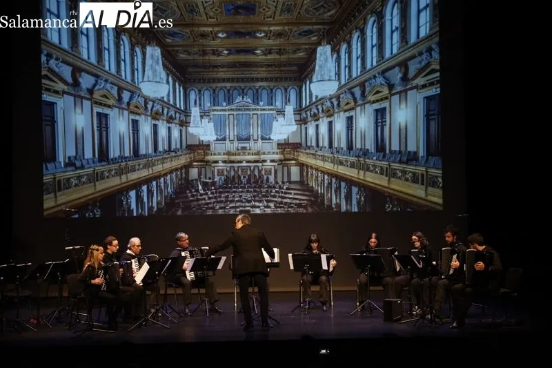 Recital de la Escuela Municipal de Música y Danza en el Teatro Liceo. Fotos: David Sañudo