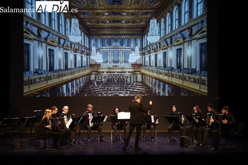 Recital de la Escuela Municipal de Música y Danza en el Teatro Liceo. Fotos: David Sañudo