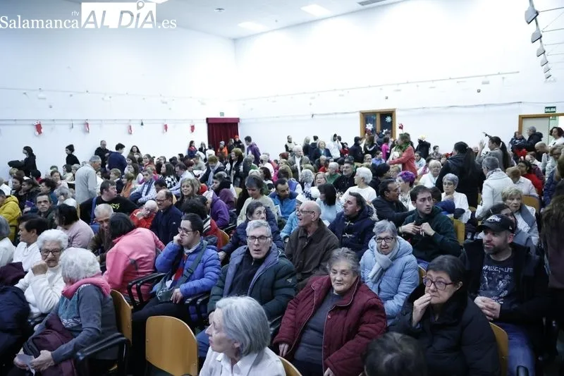 Festival de Navidad del Consejo Social Del Rollo en La Casa de la Mujer Clara Campoamor. Fotos: David Sañudo.