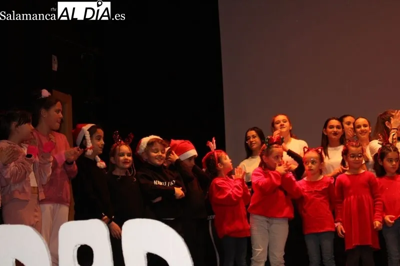 Foto 4 - Segundo festival solidario 'Navidanza'