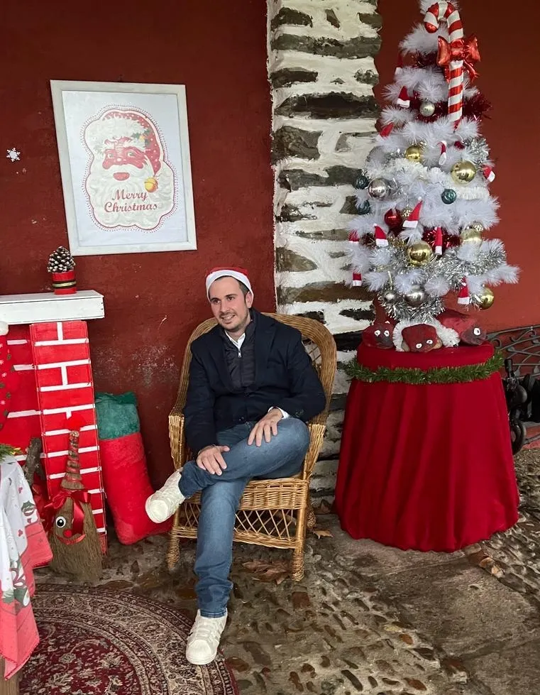 Foto 4 - El Arrabal de San Sebasti&aacute;n recibe al jurado del Concurso de Decoraci&oacute;n Navide&ntilde;a