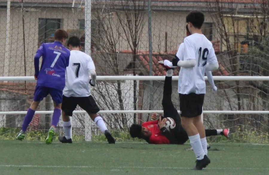 Foto 10 - Aris Marcos recibe un doble homenaje en la jornada dominical