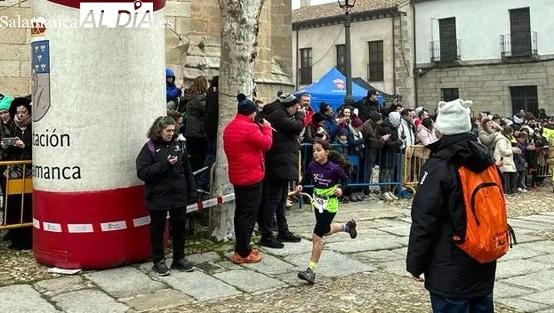 Los atletas del club Abadengo hicieron el recorrido por las calles de Ledesma