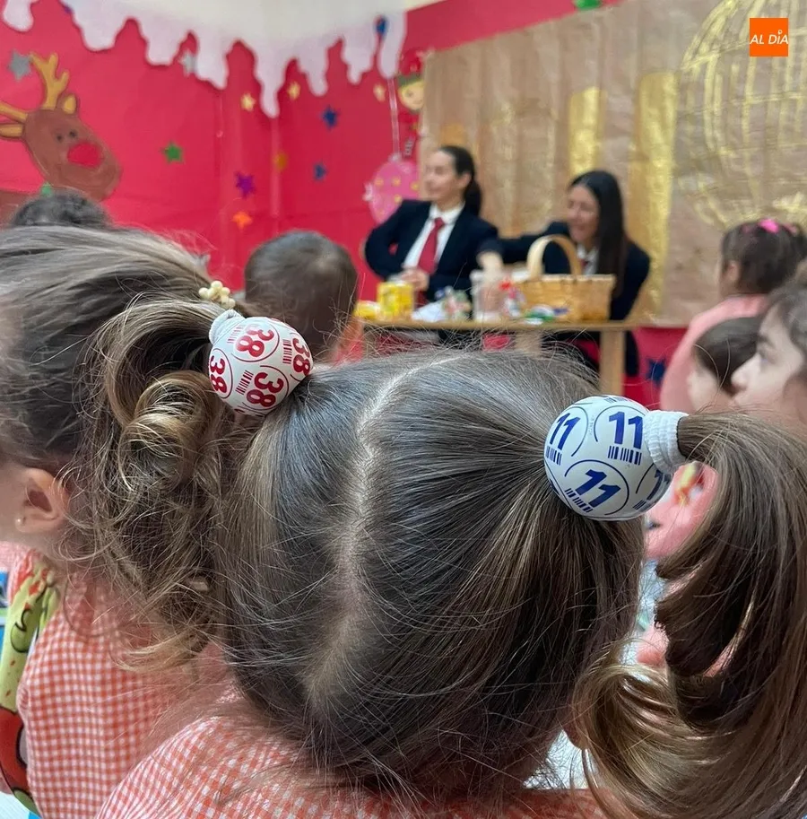 Foto 6 - El Gordo con sabor a chocolate s&iacute; se deja caer por la Escuela Infantil
