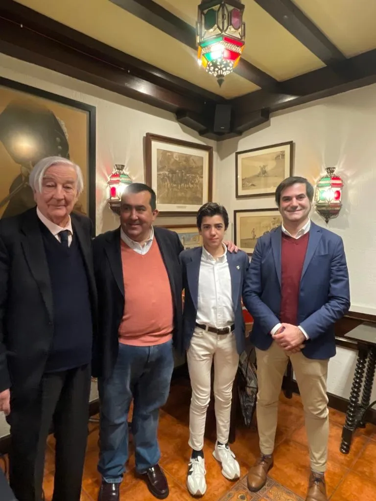 Marco Pérez en el Club Taurino de Bilbao