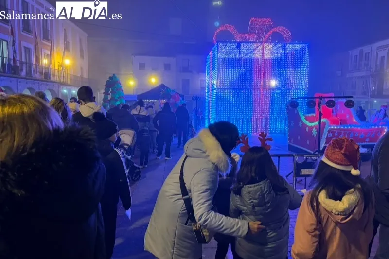 Papa Noel vivía un multitudinario recibimiento en Peñaranda