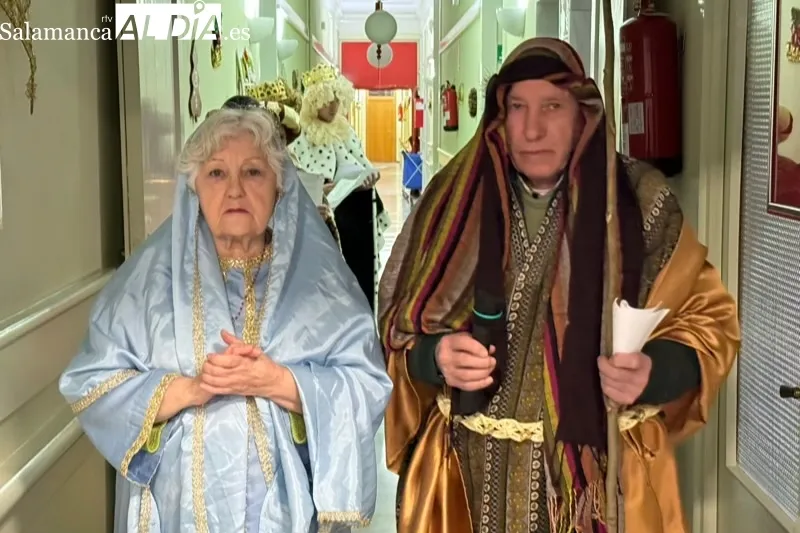 La residencia Sagrado Corazón de Jesús disfrutaban con la obra teatral del programa Vive