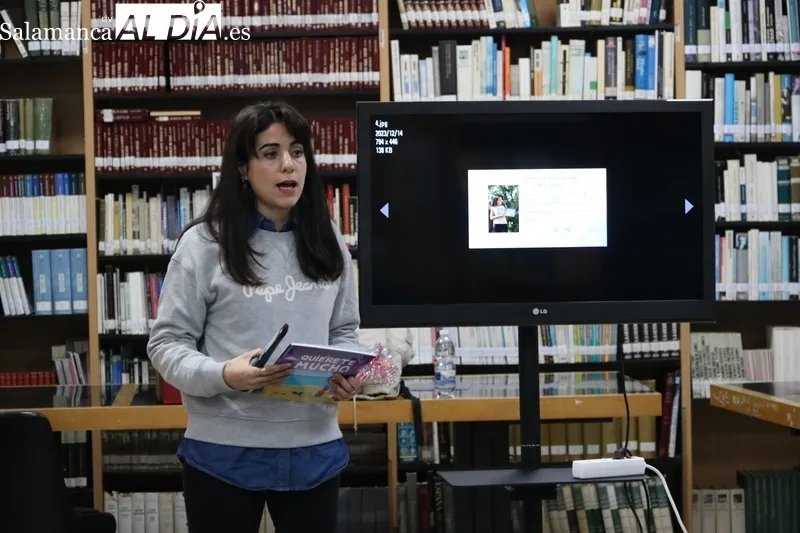 Taller-cuentacuentos de educación emocional impartido por Inma Soriano en la Biblioteca Municipal de VitIgudino / CORRAL 