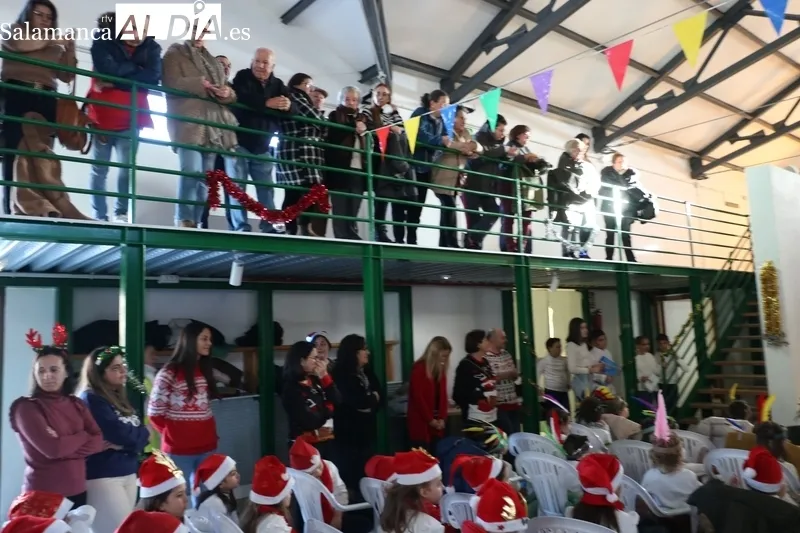 Gala de Navidad del CEIP Manuel Moreno Blanco en Vitigudino / CORRAL