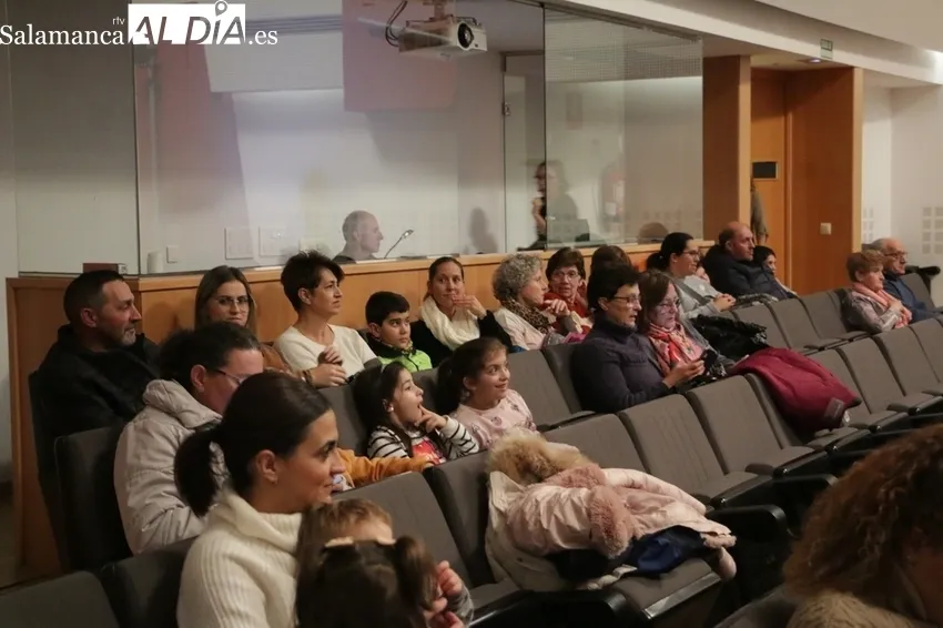 Gala por la Visibiliad de Asprodes Vitigudino con motivo del Día Internacional por las Personas con Discapacidad