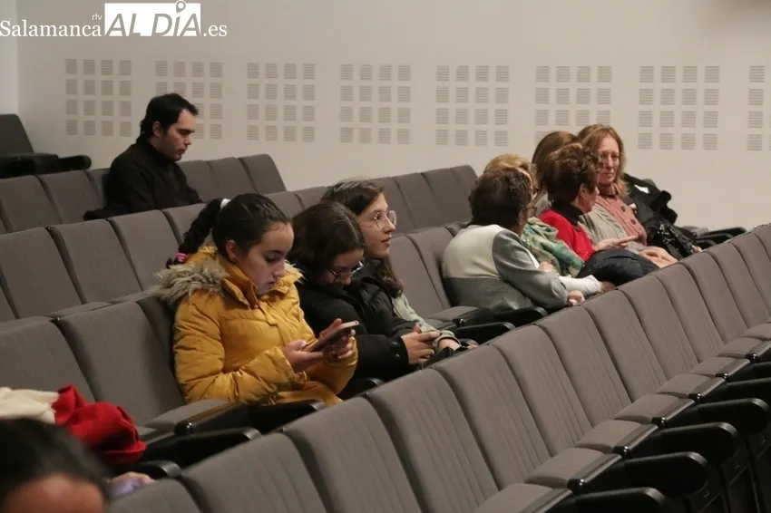 Gala por la Visibiliad de Asprodes Vitigudino con motivo del Día Internacional por las Personas con Discapacidad