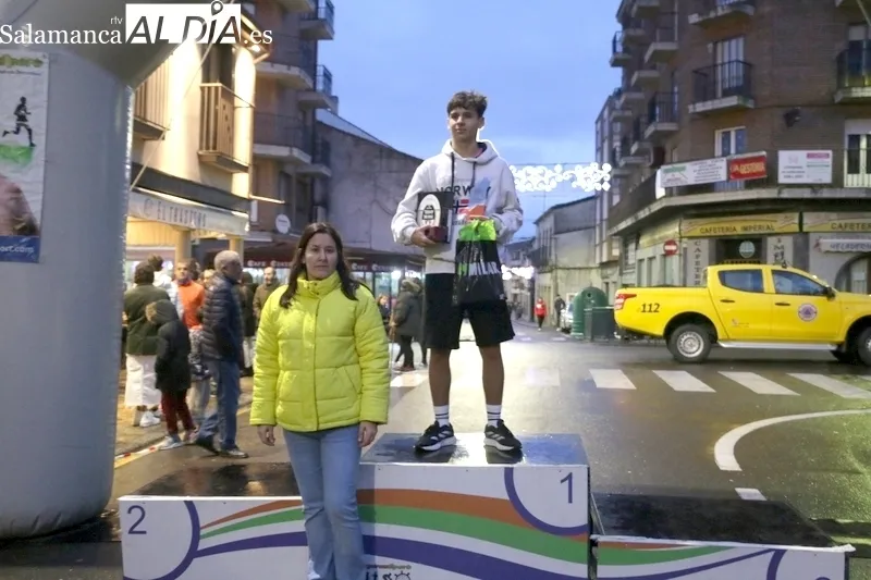 A pesar de la lluvia, buena participación en la XXIII San Silvestre ADOS de Vitigudino / CORRAL