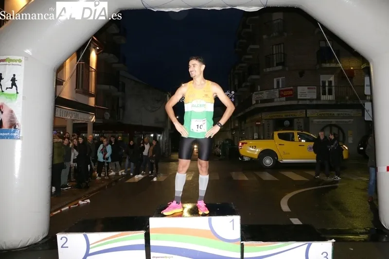 A pesar de la lluvia, buena participación en la XXIII San Silvestre ADOS de Vitigudino / CORRAL