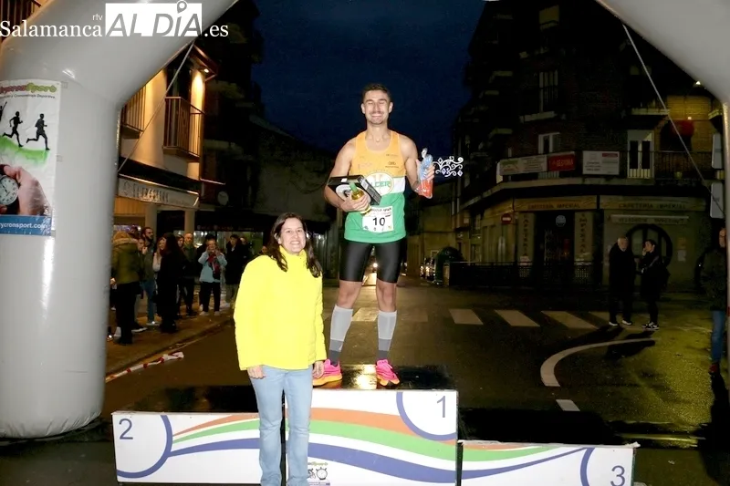 A pesar de la lluvia, buena participación en la XXIII San Silvestre ADOS de Vitigudino / CORRAL