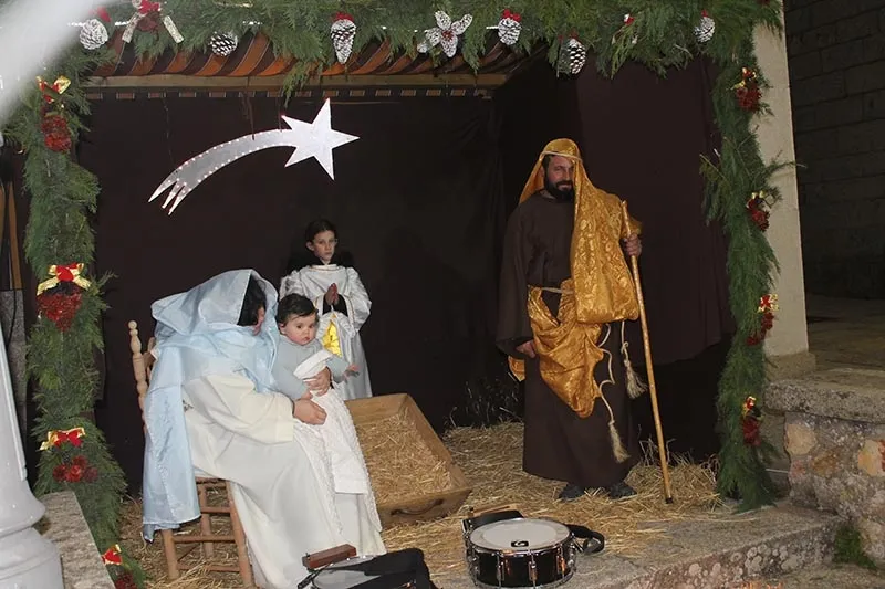 Foto 5 - El misterio de la Navidad cobra vida en B&eacute;jar