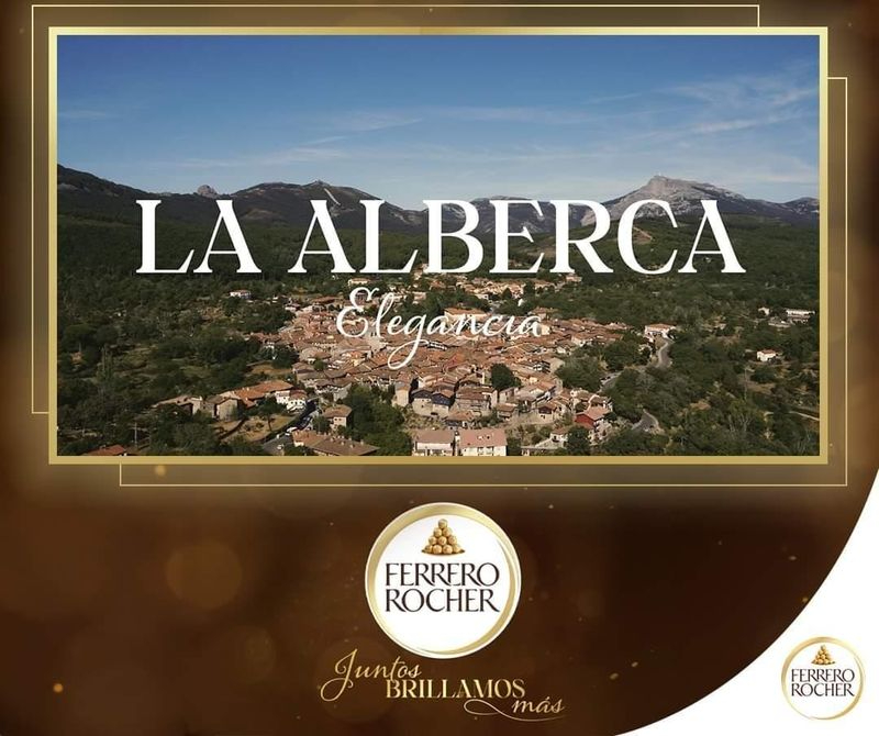 Inauguración de la iluminación de Ferrero en La Alberca