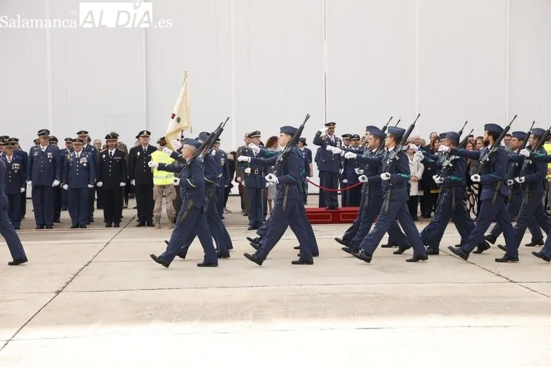 Imágenes del acto en Matacán por Nuestra Señora de Loreto, Patrona de la Aviación. Fotos: David Sañudo.