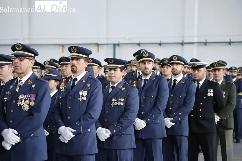 Imágenes del acto en Matacán por Nuestra Señora de Loreto, Patrona de la Aviación. Fotos: David Sañudo.