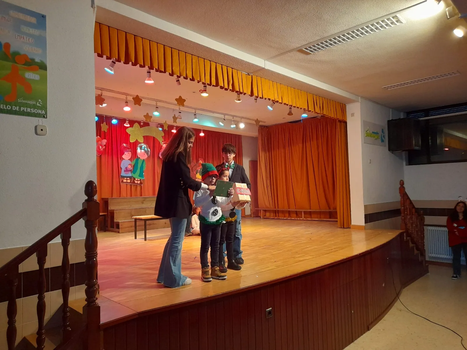 Celebraciones navideñas en el Colegio San Juan Bosco.
