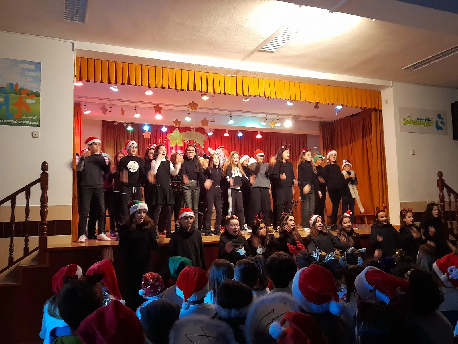Celebraciones navideñas en el Colegio San Juan Bosco.
