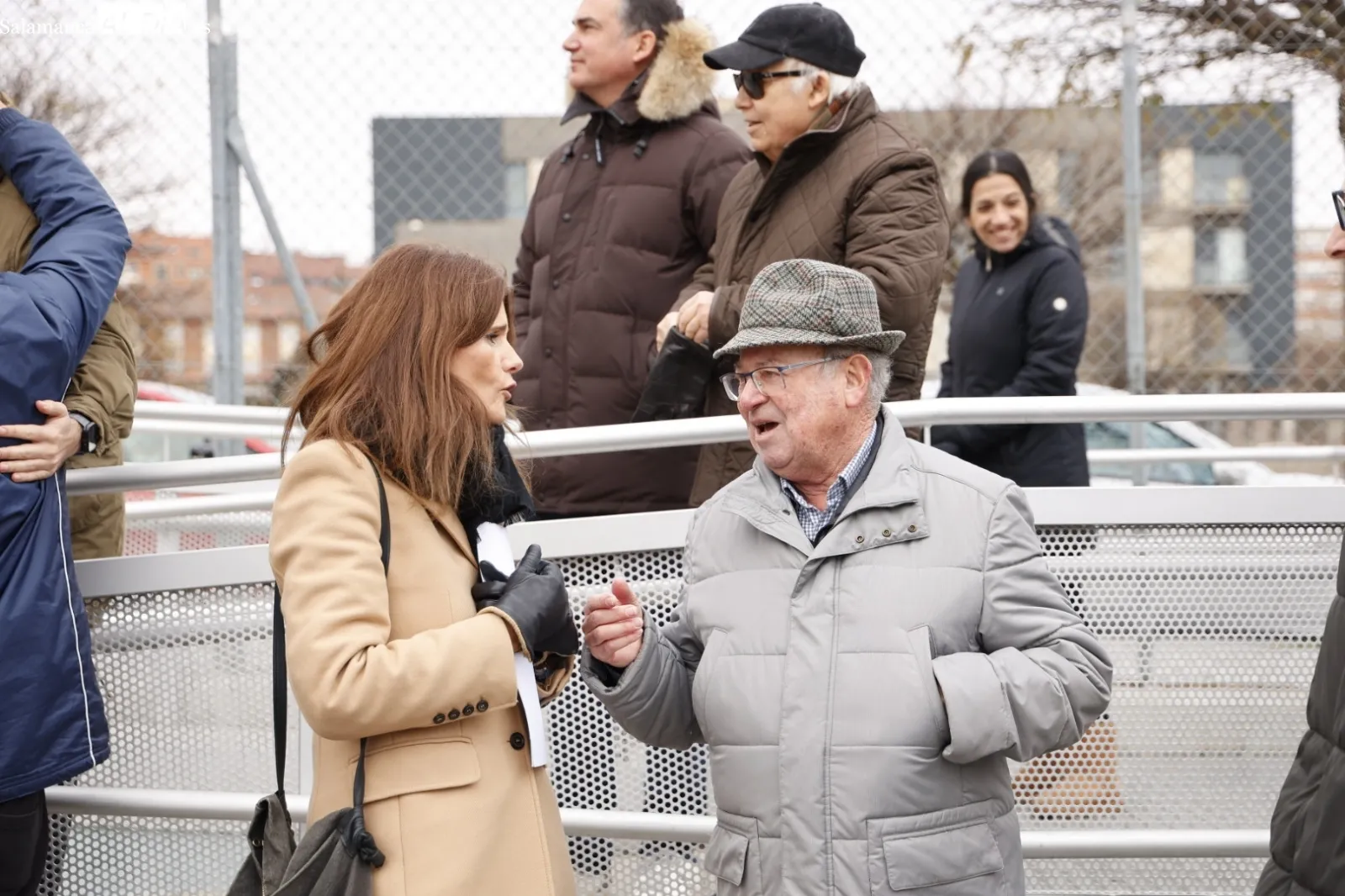 Descubrimiento de la placa homenaje a Juan Antonio Hernández, fundador del Club Deportivo Hérgar Helmántica. Fotos: David Sañudo.
