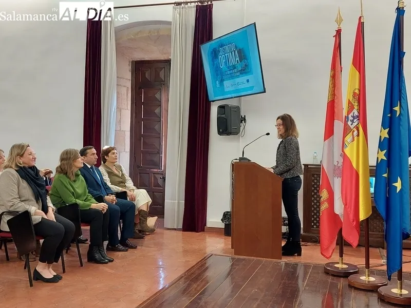 Algunas imágenes de acto de entrega de los distintivos 'Óptima Castilla y León'. 