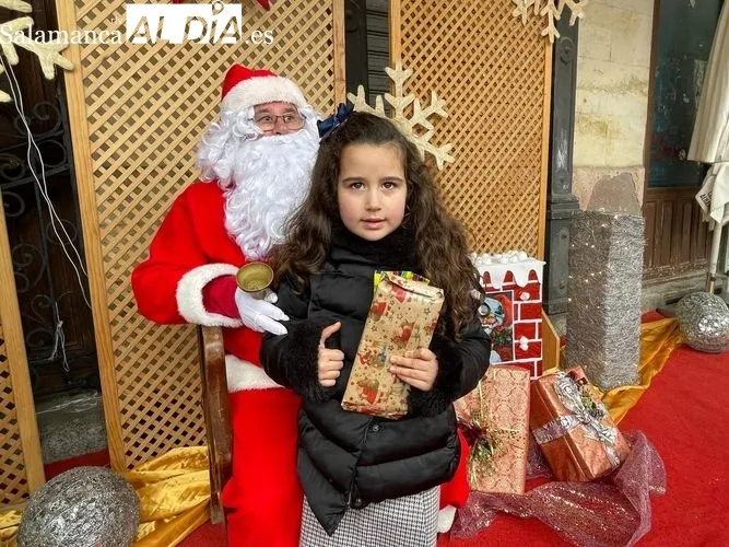 Foto 7 - Pap&aacute; Noel llega a la villa ducal rodeado de motos