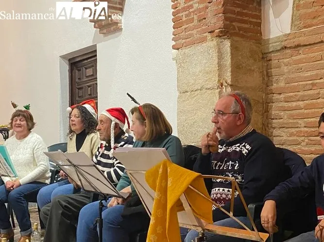 Foto 4 - La Navidad llega a Navales 